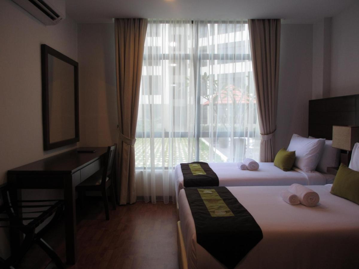 Samsuria Beach Resort & Residence Чератінг Екстер'єр фото
