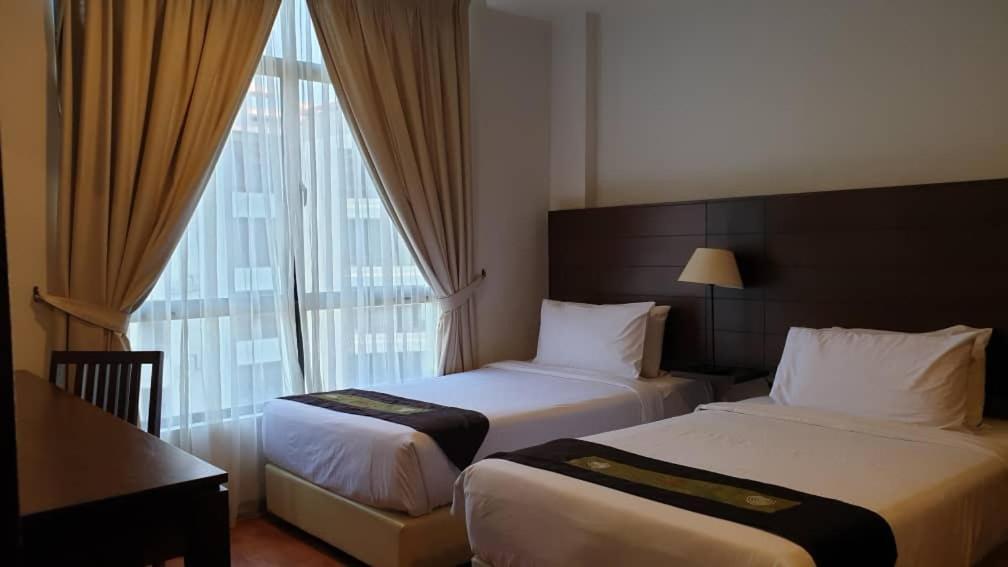 Samsuria Beach Resort & Residence Чератінг Екстер'єр фото